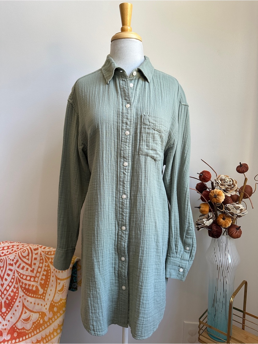 GAP -Weekend Tunic Crinkle Gauze - Sage Green Button-Down Shirt/Shacket